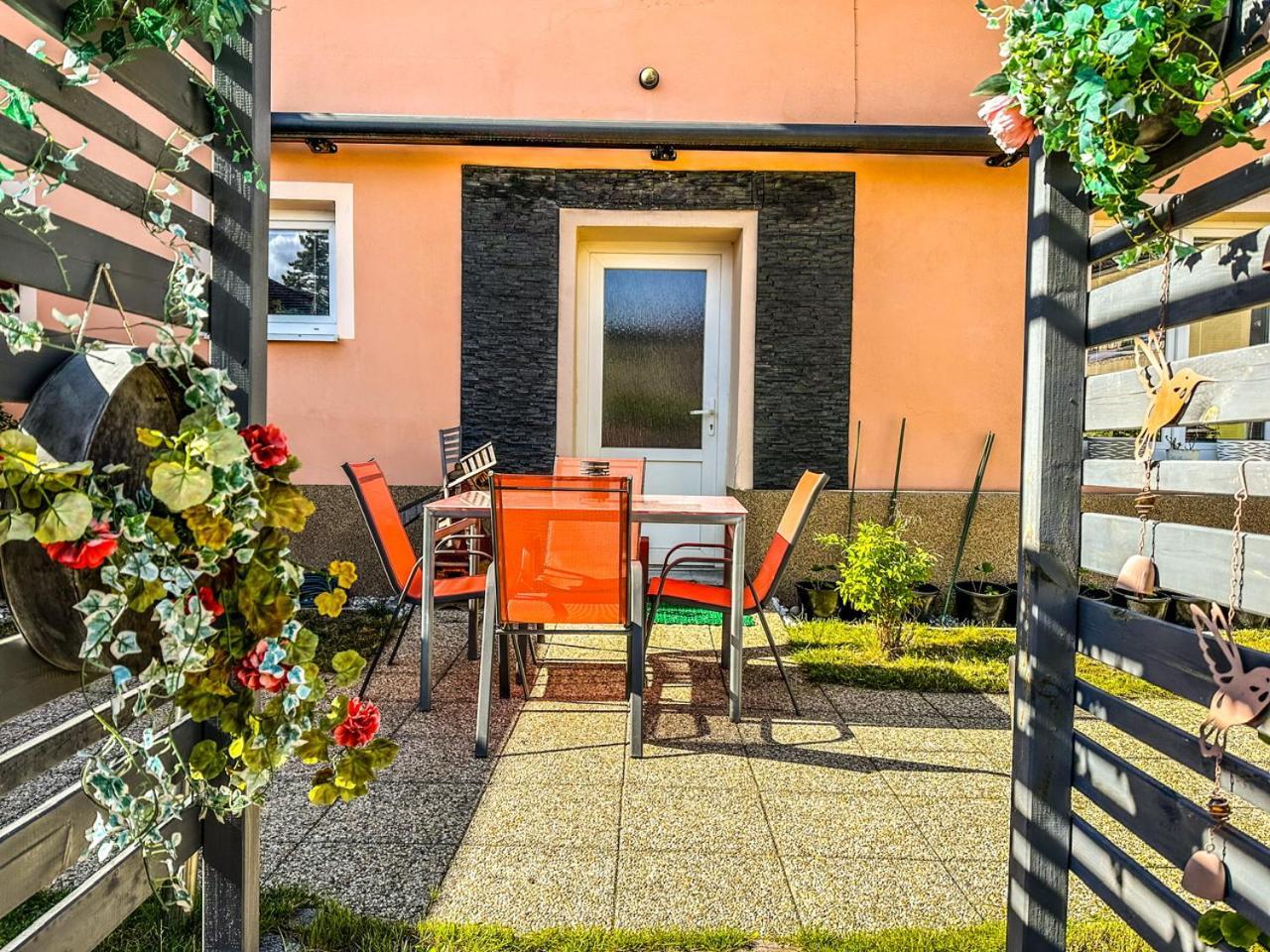 Apartman Pod Hradem Horšovský Týn Dış mekan fotoğraf